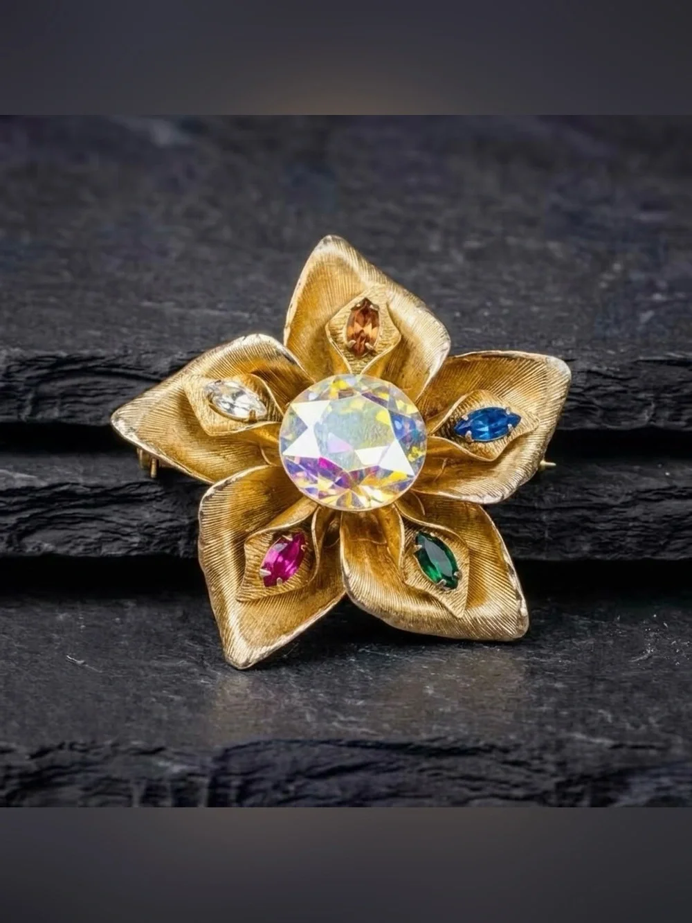 Vintage 60s Warner AB Crystal Rhinestone Textured Flower Gold Tone Brooch Retro